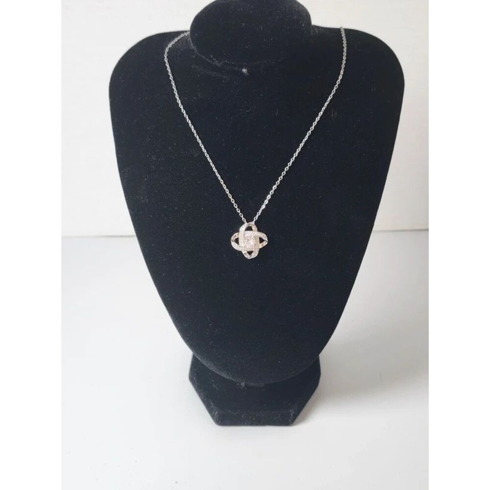 Love knot pendant with chain